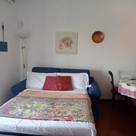 Elegante Ultimo Piano Metropolitana Sotto Casa * Milan